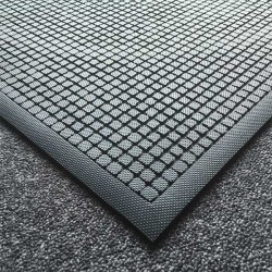 Gumijasti predpražnik Block Gumijasti predpražnik Block