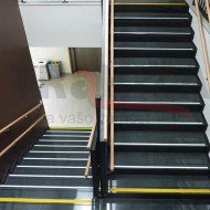 Protizdrsni trakovi Prožni 25mm x 18,3m Protizdrsni trakovi Prožni 25mm x 18,3m